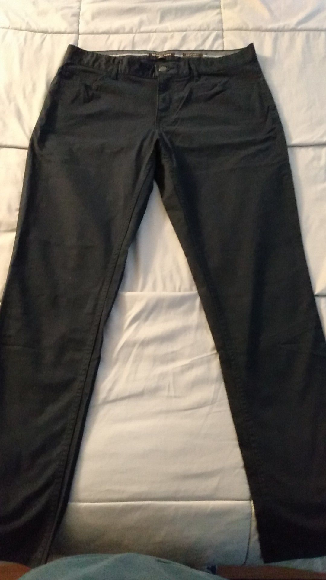 Brand new Michael kors pants Indian navy blue never been worn so never had to wash them once was it my size 32/34 Parker slim fit went for Over$80