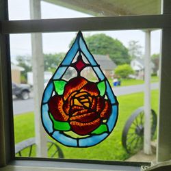Teardrop Rose Window Cling