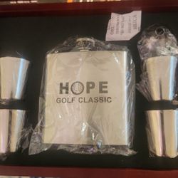 Hope Classic Golf Tournament Flask/shot glass set