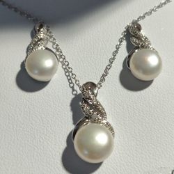 White Pearl Diamond Set