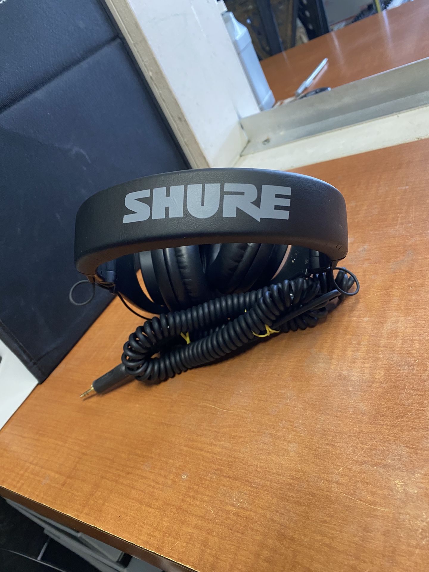 Shure Srh440