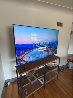 Samsung 65” Crystal UHD Smart TV – Model UN65CU7000DXZA