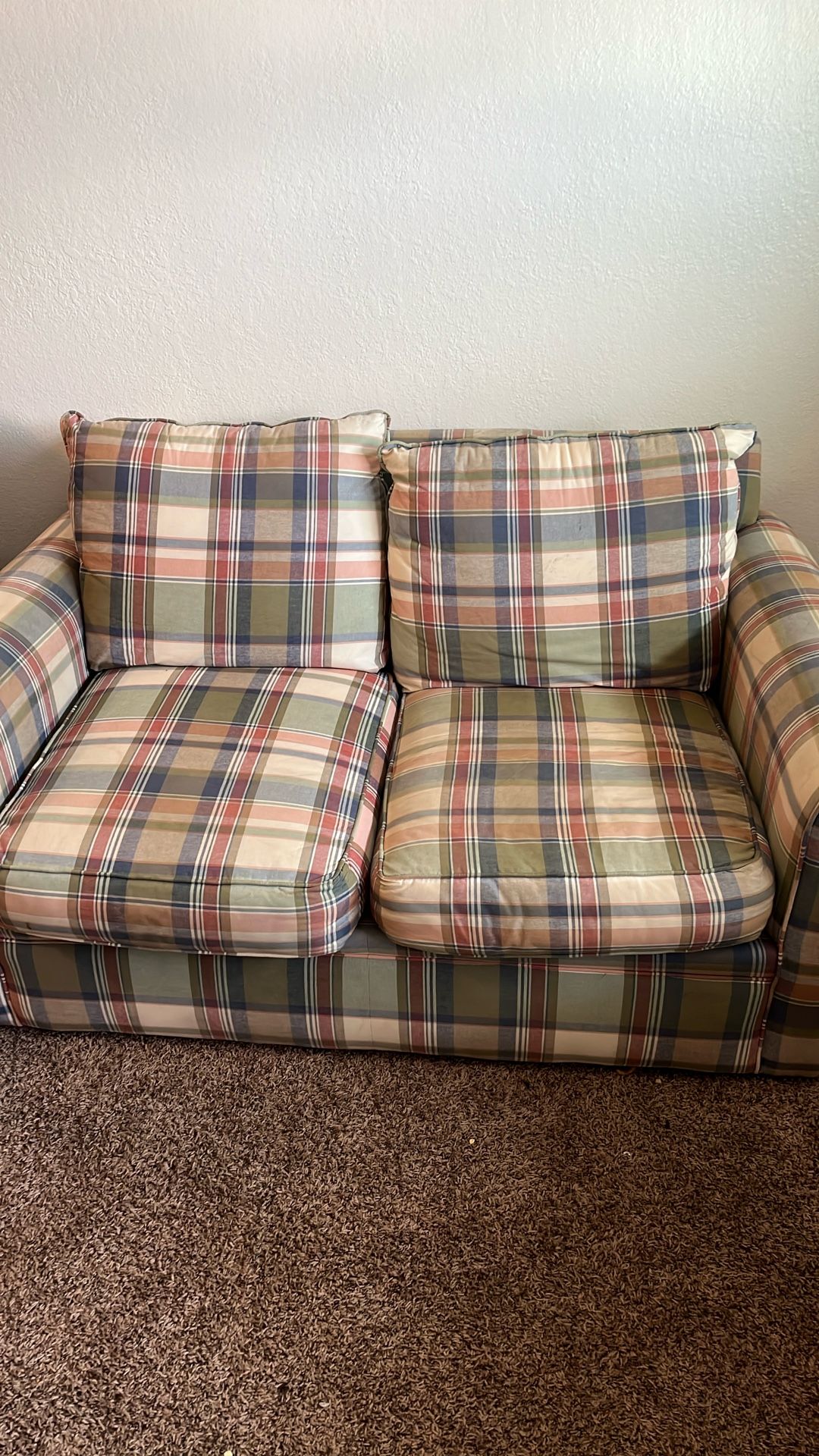 *FREE* Couch 