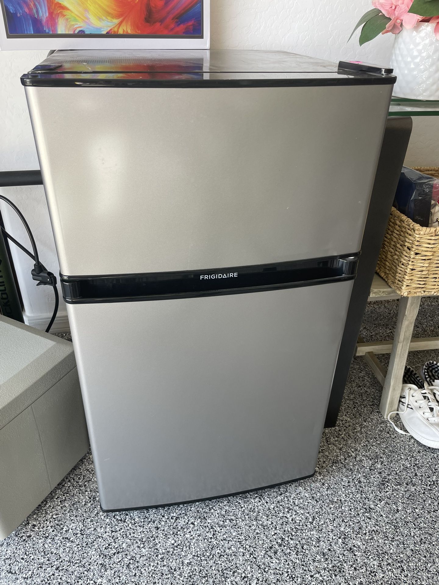 Mini Fridge