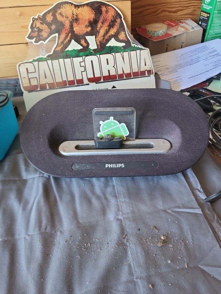 Free Philips Android Docking Station
