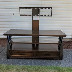 TV stand entertainment center