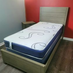 NEW TWIN-SIZE MATTRESS AND BOX SPRING - 2PC