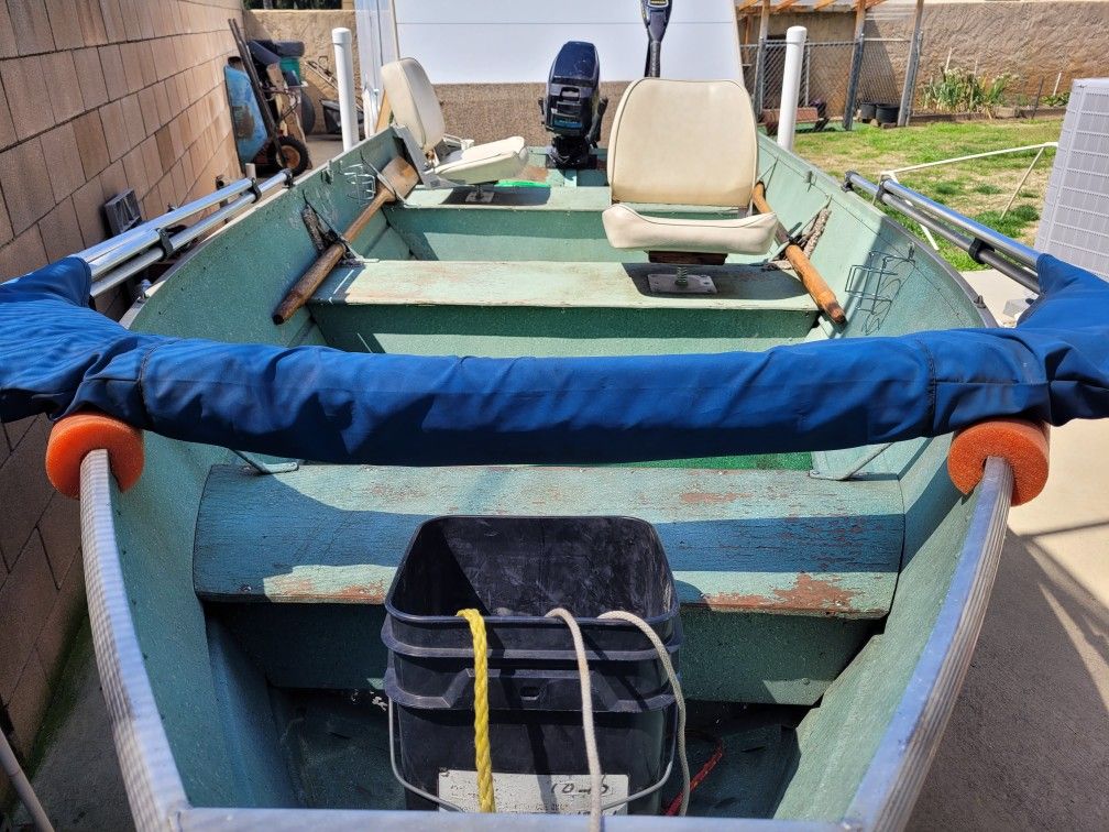 14 Ft Aluminum Boat for Sale in Rancho Cucamonga, CA OfferUp