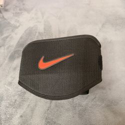Nike Women Training Weightlifting Belt Size Small 