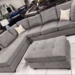 Large Sectional Sofa With Ottoman  Brand New 