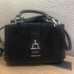 Guess Purse 