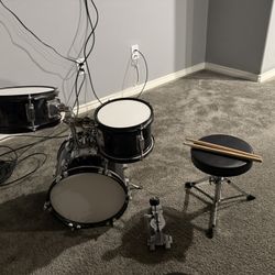 Kids Drum Set With Seat