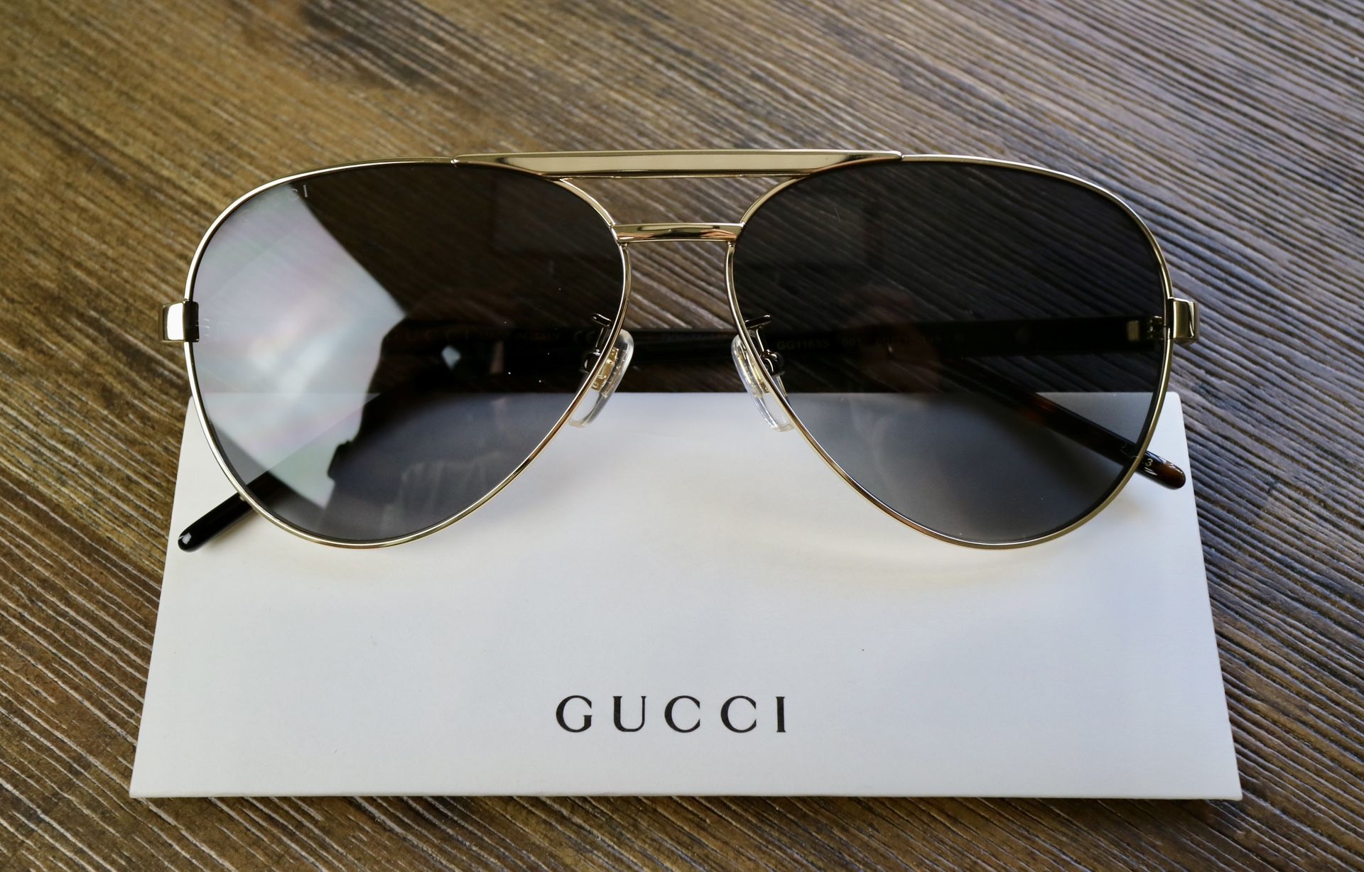 Gucci Mens Aviator Sunglasses in Gold With Gray Lens