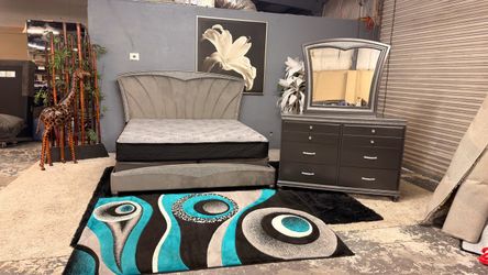 Very Pretty King Size Bedroom Set With Mattress - Delivery Available