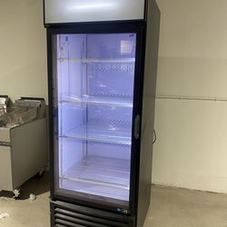 One glass door refrigerator