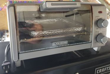 Black & Decker Toaster Oven w/ Airfry, Broil