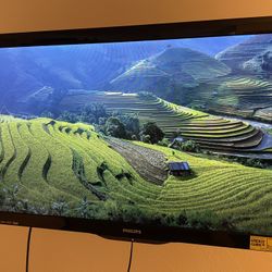 Phillips 40” TV