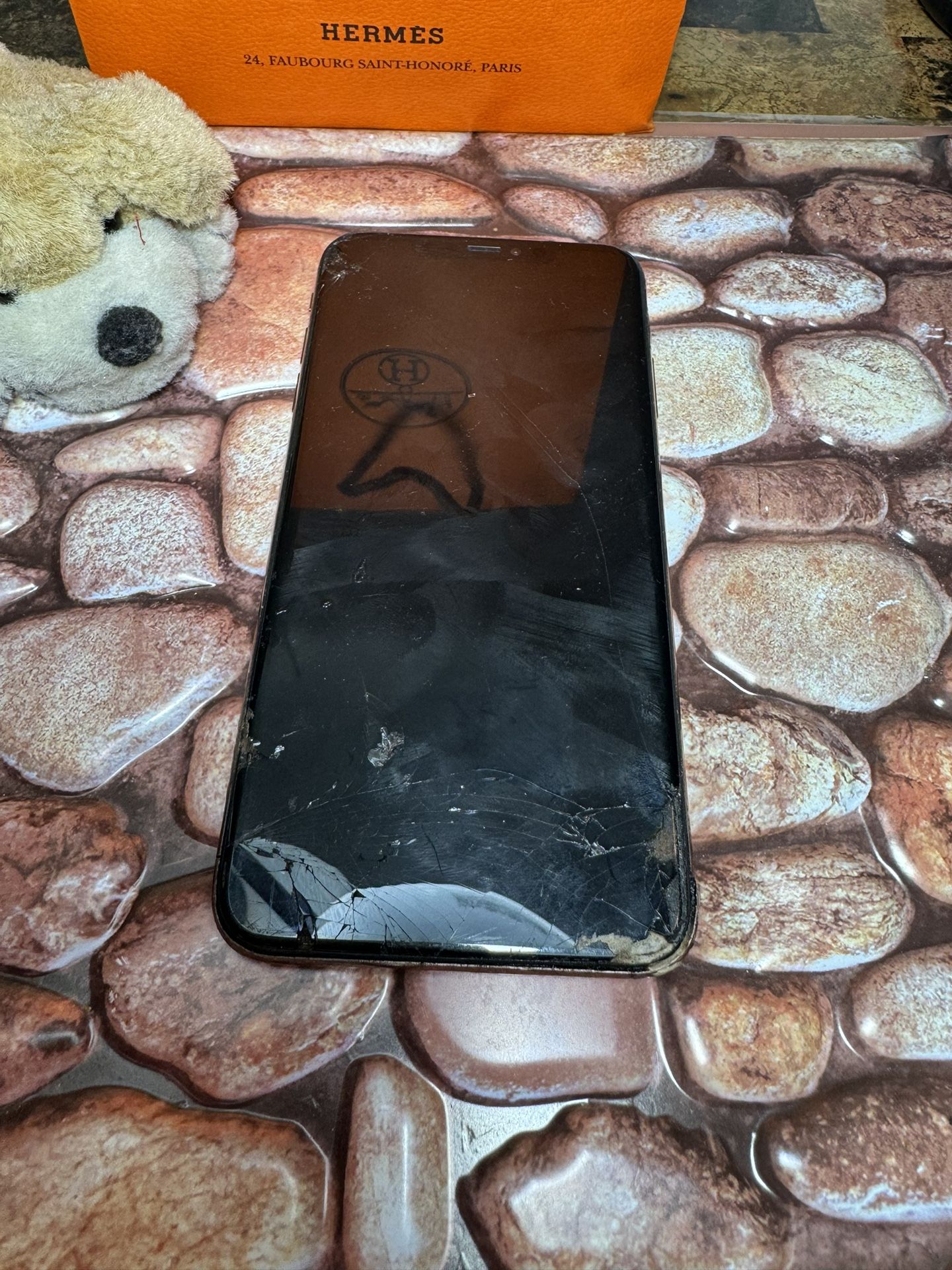 Apple Iphone Xs Max for parts (read)