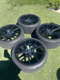 20 inch wheels and tires (BMW)