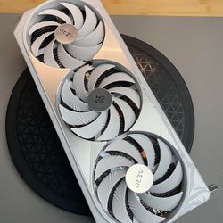 4090 Gigabyte AERO White In Excellent Condition