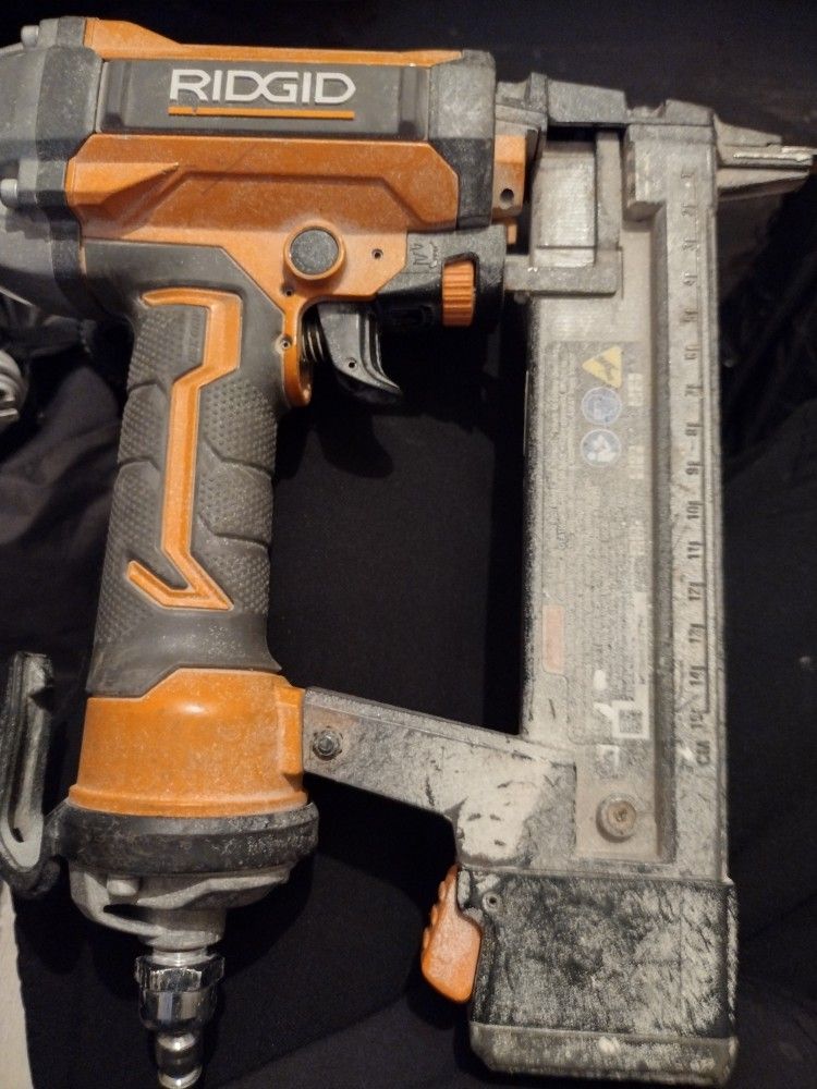 Ridgid Nail Gun Takes Compressed Air