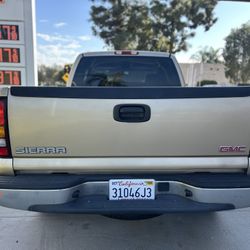 2005 GMC Sierra