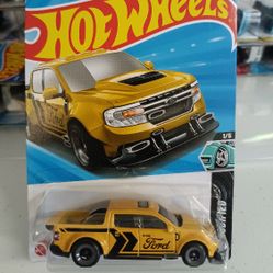 Hot Wheels '22 FORD MAVERICK CUSTOM 