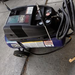 Campbell Hausfeld 13 gallon air compressor