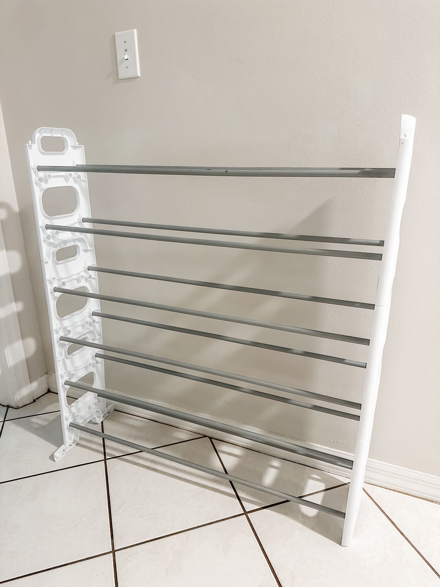 Thin Profile Shoe Rack – Space-Saving & Lightweight (ONLY 1 LEFT)