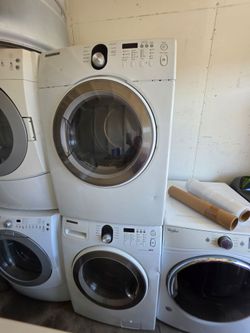 SAMSUNG WHITE VRT EXTRA LARGE FRONT LOAD WASHER AND GAS DRYER SET