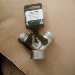Melnor Metal 2-way Hose Valve