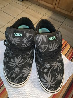 Men’s vans size 12 beaters