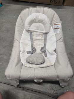 Baby rocker/bouncer