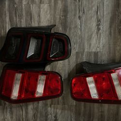 2014 Mustangs Tail Lights