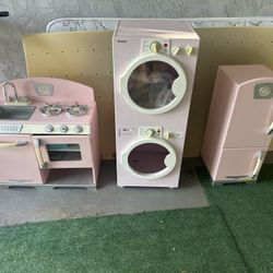 Kids Pink Play Kitchen