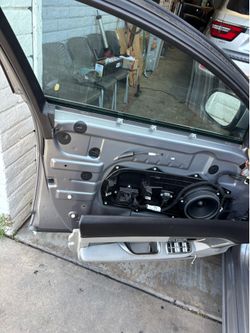 Car door regulator