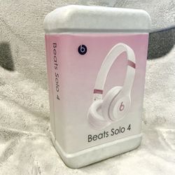 Beats Solo4 Wireless Bluetooth Headphones In Cloud Pink