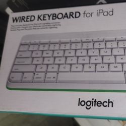 Logitech Wired Keyboard for IPad 