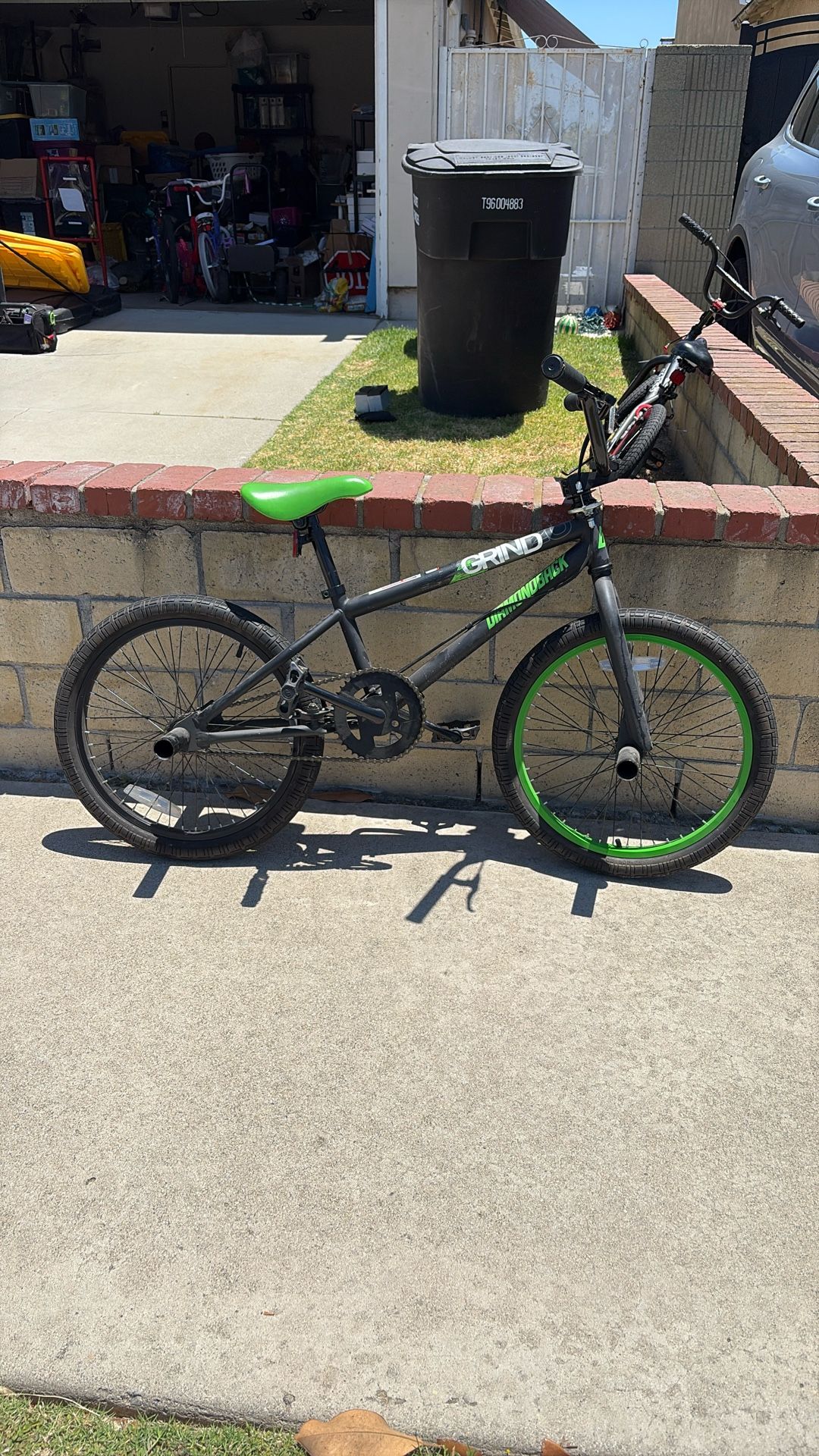 Diamondback Grind BMX Dirt Bike