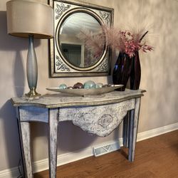 Entry Piece 