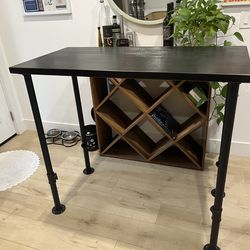Black Bartop Table