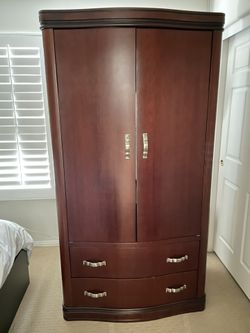 Armoire