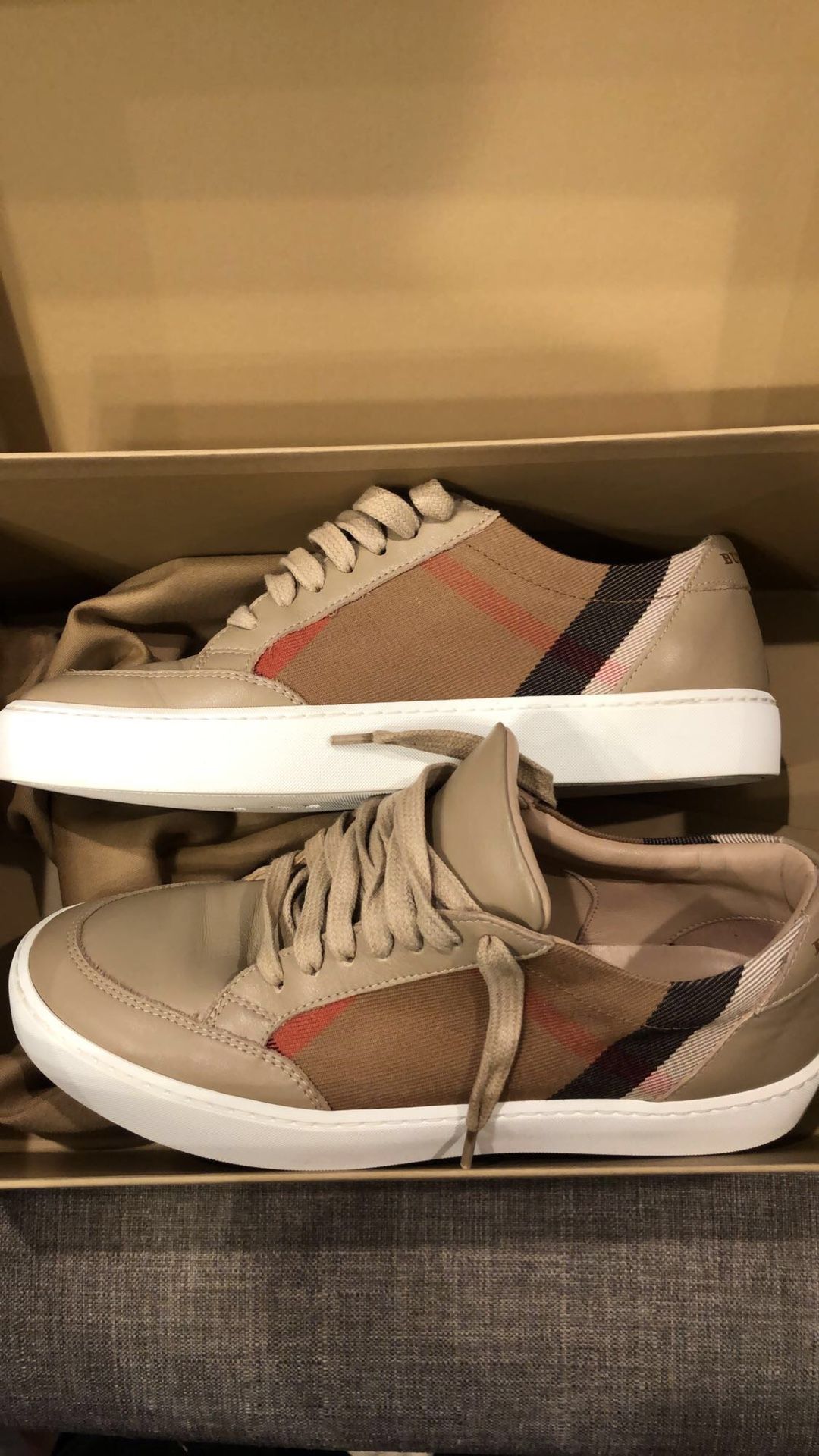 Burberry shoes for women’s