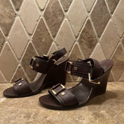 Tory Burch Wedge, Brown, Size 37