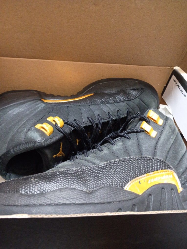 New Jordans Retro 12 Shoe 5 1/2 Black And Yellow Gold