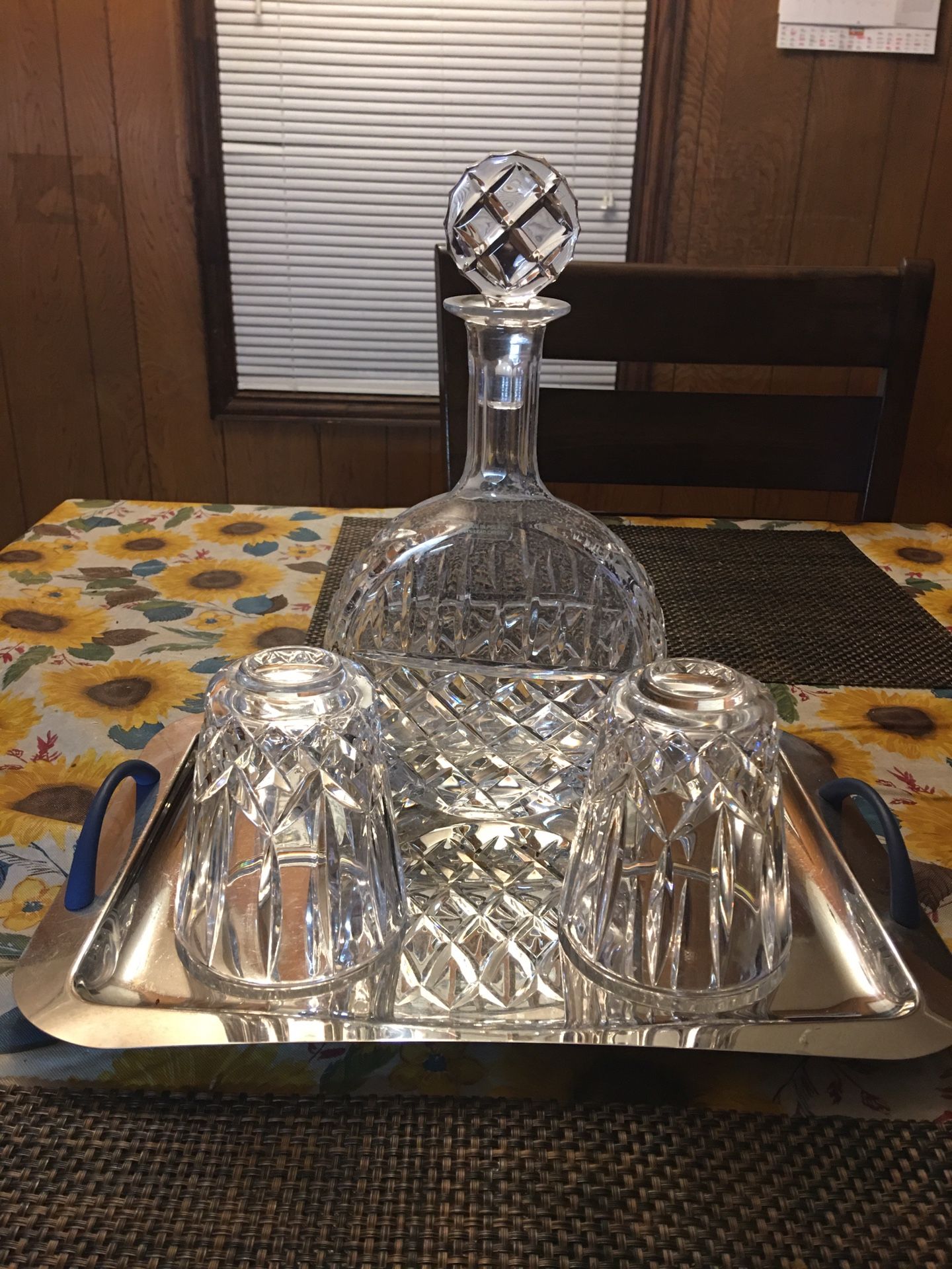 Whiskey decanter