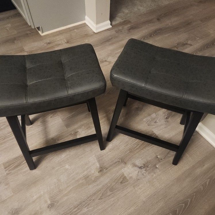 Upholstered Bar Stools 
