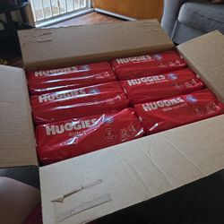 Huggies Little Movers Diapers Size 4