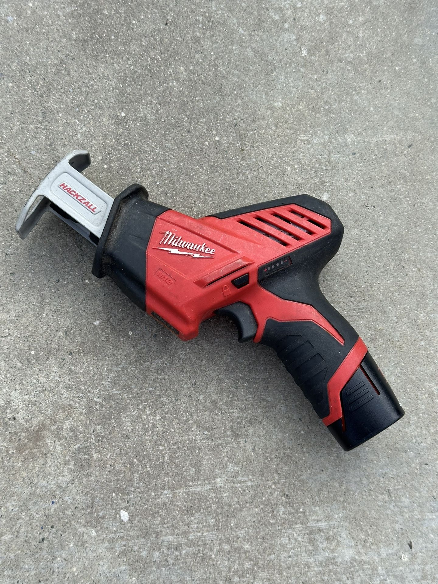 Milwaukee M12 12V Lithium-Ion HACKZALL Cordless Reciprocating Saw 