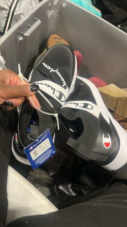 9.5 women’s brand new shoes